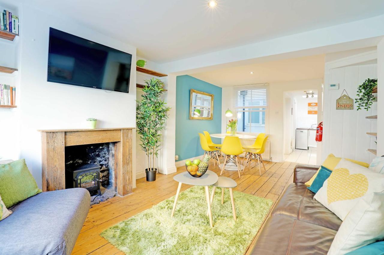 Sunny Cottage - By My Getaways - Free Parking برايتون المظهر الخارجي الصورة
